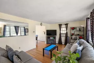 42 Rockland Ave, Arlington, MA 02474 - Photo 14