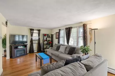 42 Rockland Ave, Arlington, MA 02474 - Photo 6
