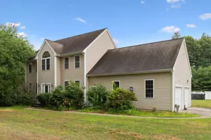 566 Mendon Rd, Sutton, MA 01590 - Photo 2