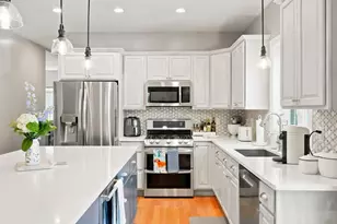113 Thurlow St, Georgetown, MA 01833 - Photo 4