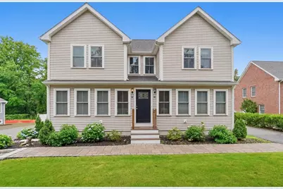 42 Messinger St #42, Canton, MA 02021 - Photo 2
