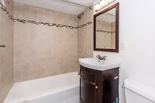 1105 Lexington St, Waltham, MA 02452 - Photo 16