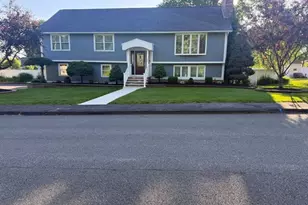 10 Dean St & 29 Bennett St, Hudson, MA 01749 - Photo 2