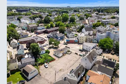 380 Lawrence St, Lowell, MA 01852 - Photo 10