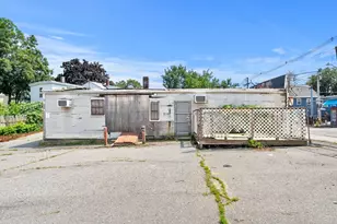 380 Lawrence St, Lowell, MA 01852 - Photo 6