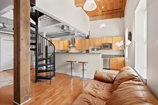 4 Powder Mill Square, Andover, MA 01810 - Photo 2