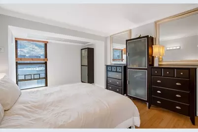 566 Commonwealth #906, Boston, MA 02215 - Photo 10