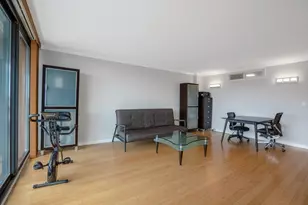 566 Commonwealth, Boston, MA 02215 - Photo 4