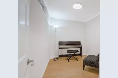 566 Commonwealth #906, Boston, MA 02215 - Photo 22