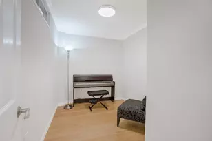 566 Commonwealth, Boston, MA 02215 - Photo 22