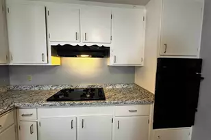 22 Corman Rd, Boston, MA 02126 - Photo 8
