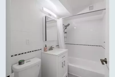 566 Commonwealth #407, Boston, MA 02215 - Photo 8