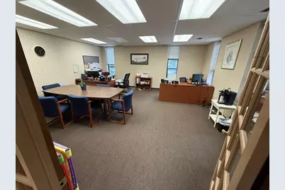 100 Main St, Agawam, MA 01001 - Photo 4