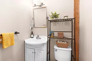 240 Jackson St, Lowell, MA 01852 - Photo 12