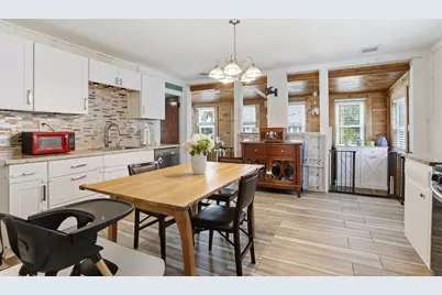18 Glenwood St, North Andover, MA 01845 - Photo 4