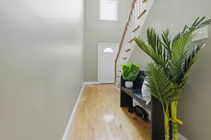 96 Pinewood Dr, Gardner, MA 01440 - Photo 2