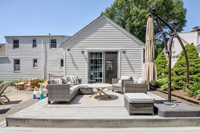 27 Lawnview Dr, Braintree, MA 02184 - Photo 4