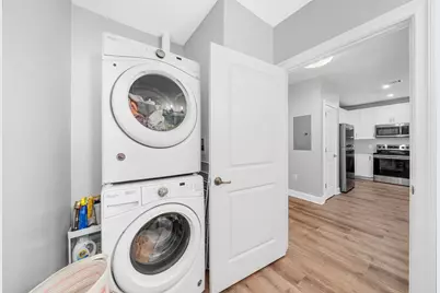 2 Harvest Dr #108, North Andover, MA 01845 - Photo 10