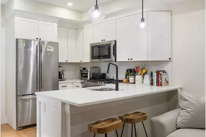 5 Garden Ct #2, Boston, MA 02113 - Photo 4