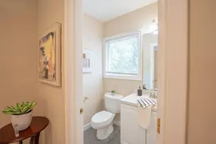 25 Livermore Ln, Weston, MA 02493 - Photo 6