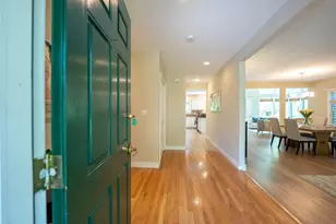 25 Livermore Ln, Weston, MA 02493 - Photo 2