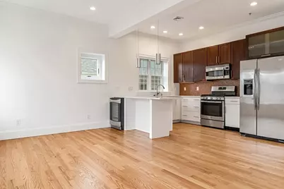 823 East Sixth Street #2, Boston, MA 02127 - Photo 4