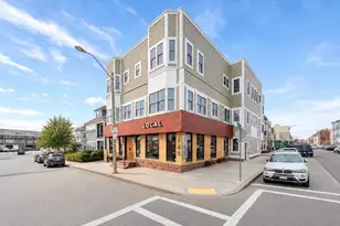 823 E 6th St, Boston, MA 02127 - Photo 16