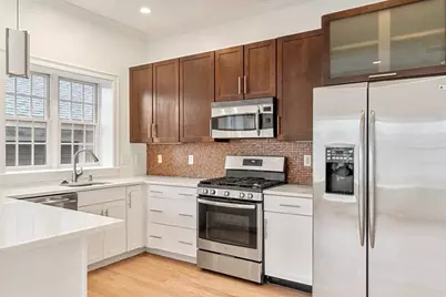 823 East Sixth Street #2, Boston, MA 02127 - Photo 6