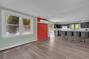 410 Greenwood St, Millbury, MA 01527 - Photo 8