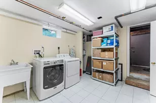 154 Cherry St, Newton, MA 02465 - Photo 26