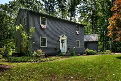 1662 Wachusett St, Holden, MA 01522 - Photo 2