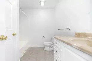 54 E Silver St, Westfield, MA 01085 - Photo 16