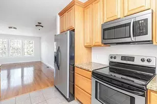 54 E Silver St, Westfield, MA 01085 - Photo 8