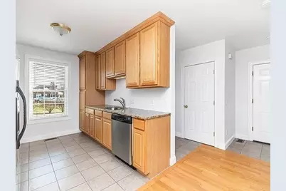 54 East Silver St #B, Westfield, MA 01085 - Photo 6