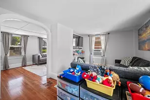 12 Boynton St, Swampscott, MA 01907 - Photo 4