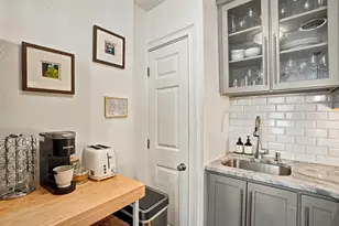 8 Battery St, Boston, MA 02109 - Photo 6