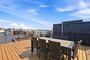 8 Battery St, Boston, MA 02109 - Photo 2