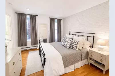 8 Battery St #4, Boston, MA 02109 - Photo 18