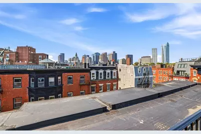 8 Battery St #4, Boston, MA 02109 - Photo 26