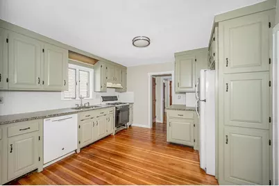 108 Ashland Ave, Methuen, MA 01844 - Photo 14