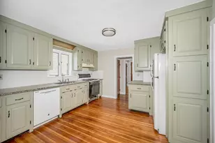 108 Ashland Ave, Methuen, MA 01844 - Photo 14