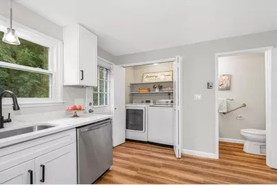22 Maple Ave, Danvers, MA 01923 - Photo 12