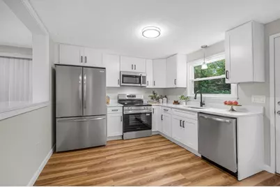 22 Maple Ave, Danvers, MA 01923 - Photo 2
