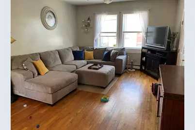 172 W 6th St #1, Boston, MA 02127 - Photo 4