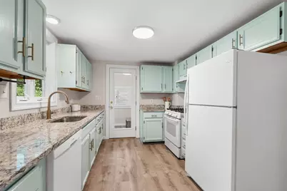 38-40 Pleasant, North Andover, MA 01845 - Photo 4