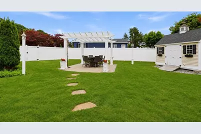 15 Riverside Ct, Norwood, MA 02062 - Photo 8