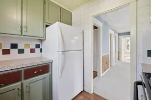 28 Wingold St, Fall River, MA 02723 - Photo 16