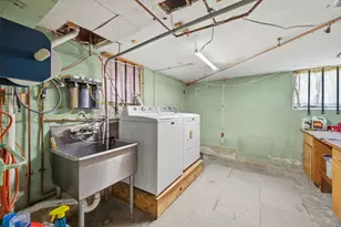 28 Wingold St, Fall River, MA 02723 - Photo 26