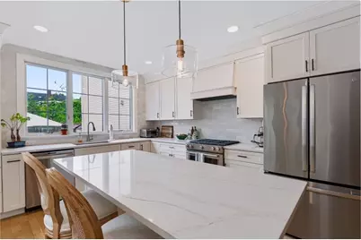 68 Milk St, Newburyport, MA 01950 - Photo 6