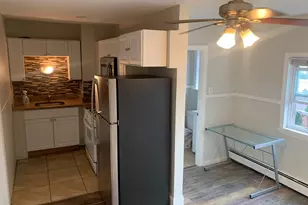 12 Fourth St Pl, Cambridge, MA 02141 - Photo 2